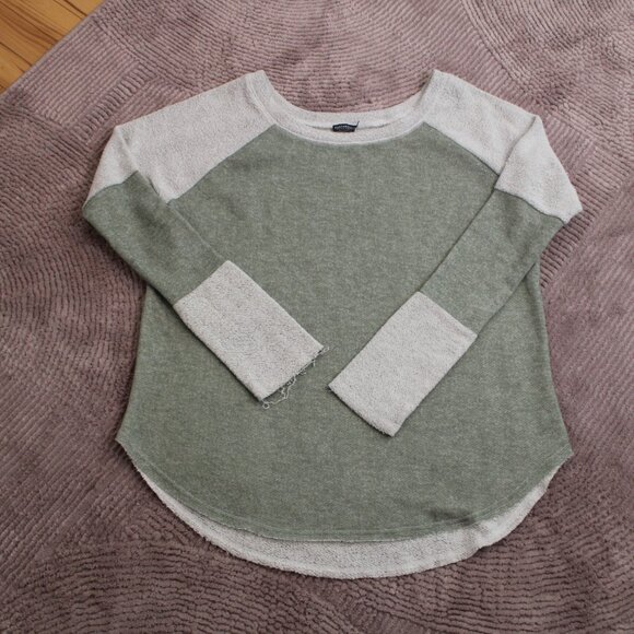 Earthbound Women's Green Contrast Sweater Comfy High Low - Picture 6 of 11